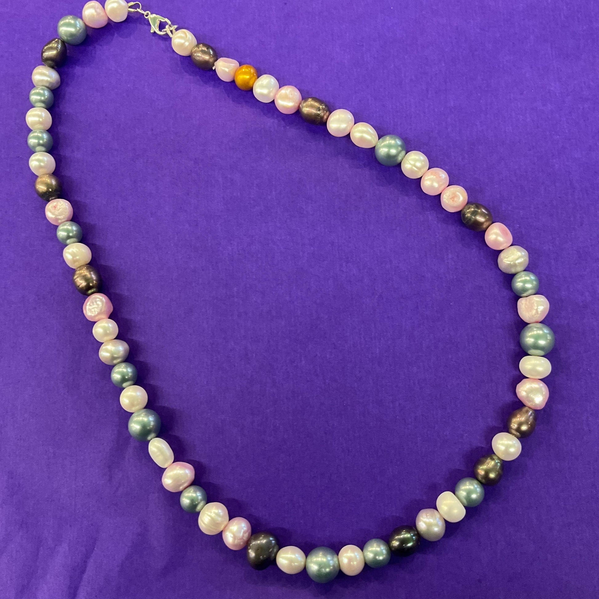 Vintage Freash Water and Cultured Pearl Necklace, Ivory , Pretty Pastel and Metallic Organic Beads