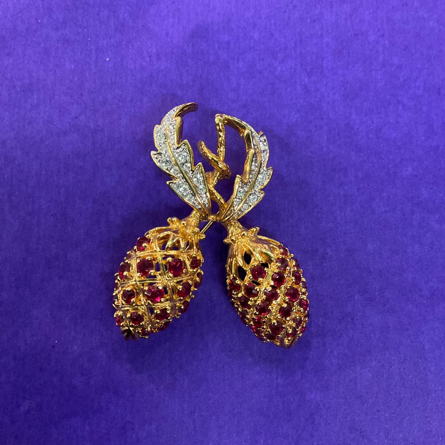 Vintage 1990s Camrose & Kross Jacqueline Kennedy Red Berries Brooch, Gold Plated with Faux Rubies and Silver Crystals