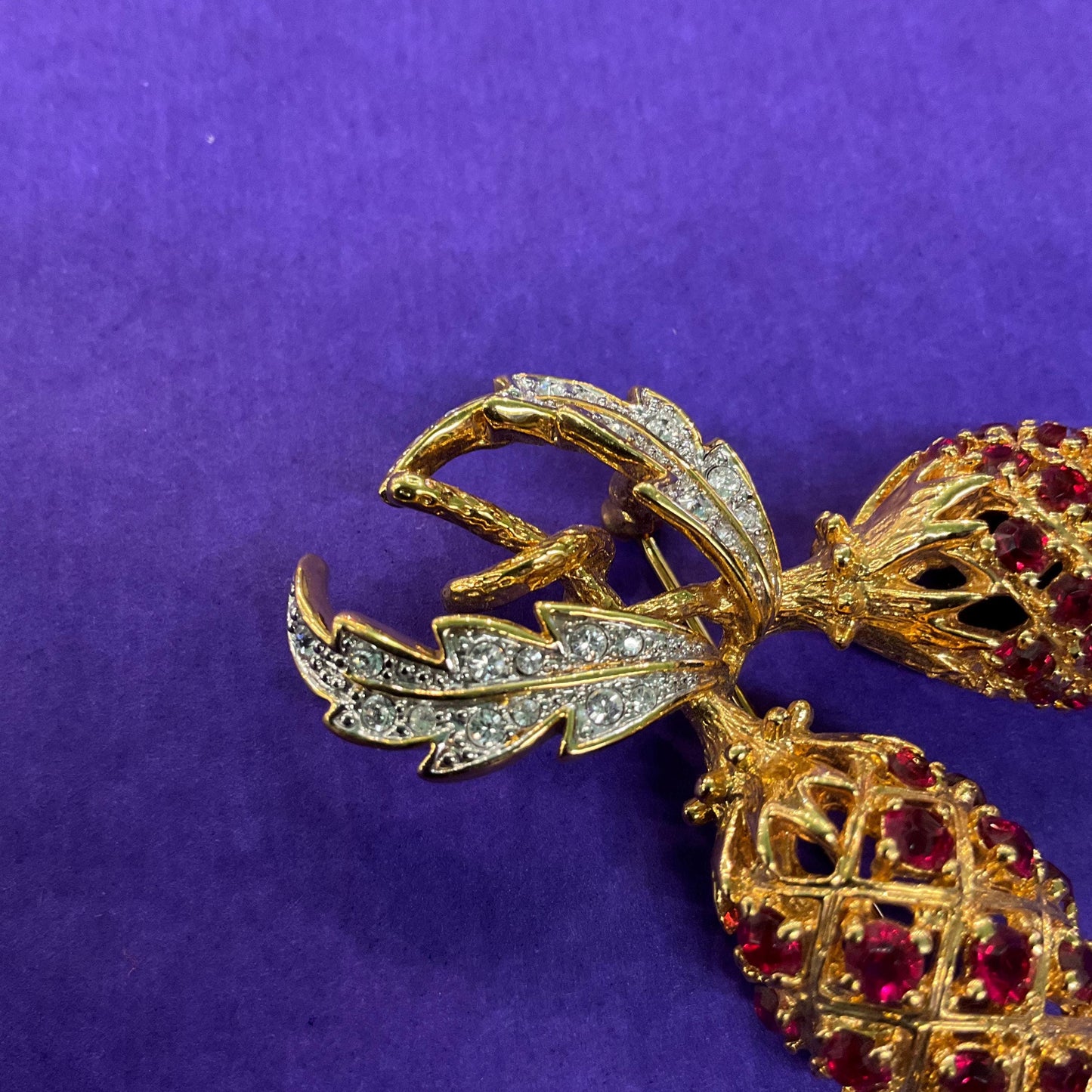 Vintage 1990s Camrose & Kross Jacqueline Kennedy Red Berries Brooch, Gold Plated with Faux Rubies and Silver Crystals