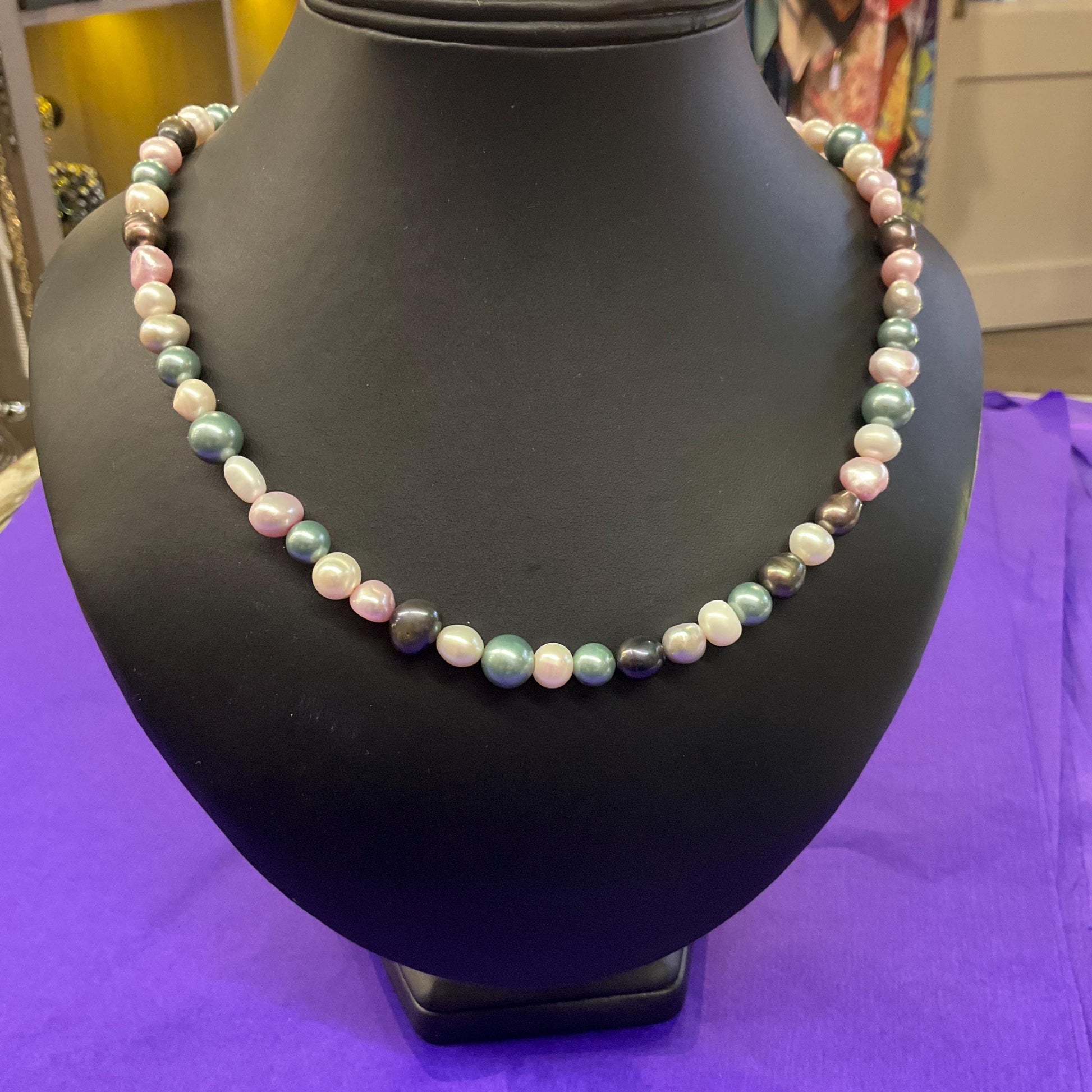 Vintage Freash Water and Cultured Pearl Necklace, Ivory , Pretty Pastel and Metallic Organic Beads