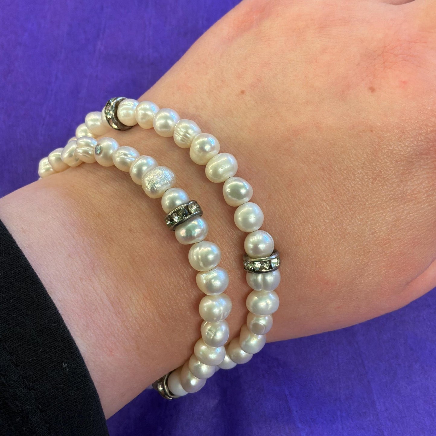 Vintage Double Strand Ivory Freshwater Pearl and Diamante Crystal Rondelle filed memory Bangle
