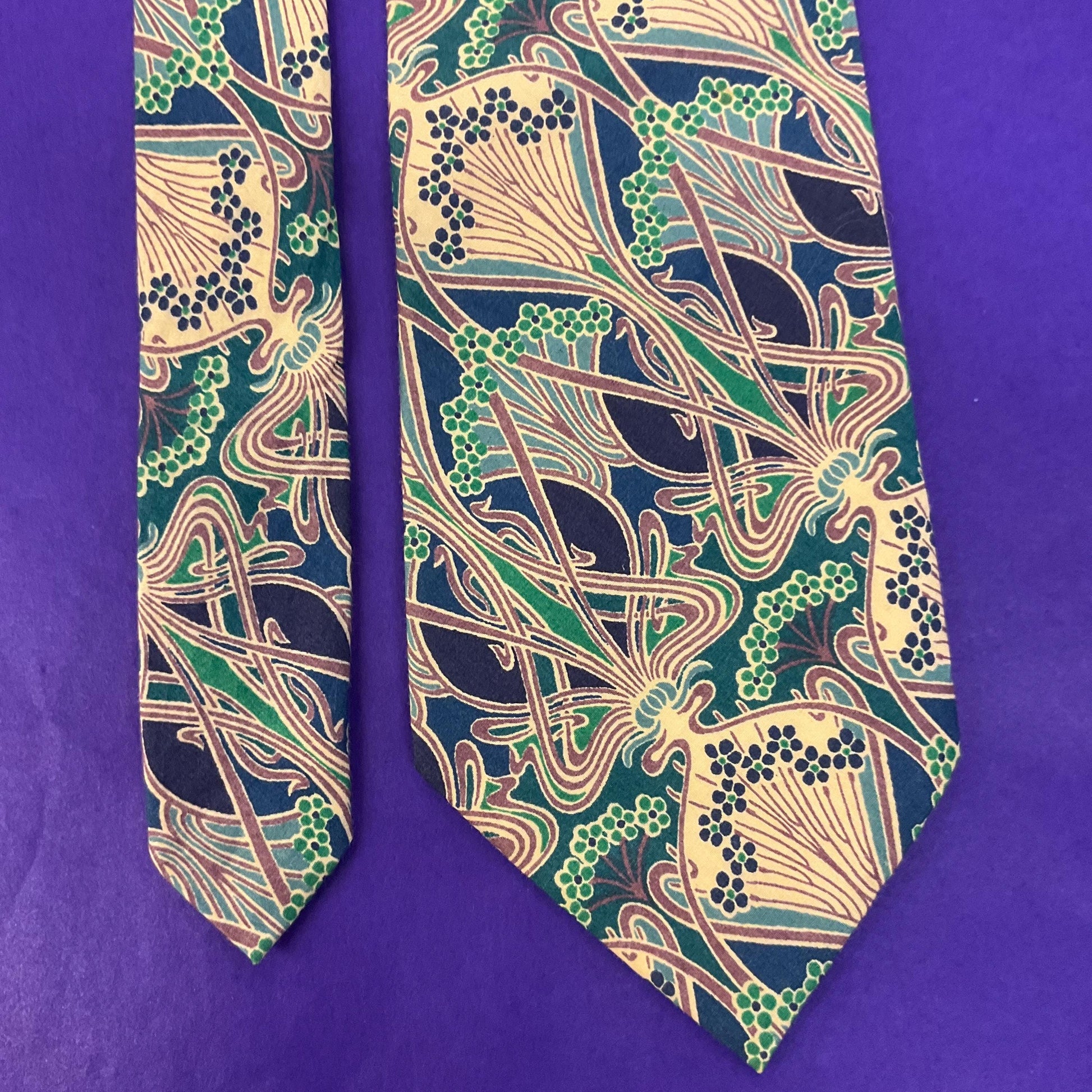 Vintage Liberty of London Ianthe Tana Lawn Cotton Tie