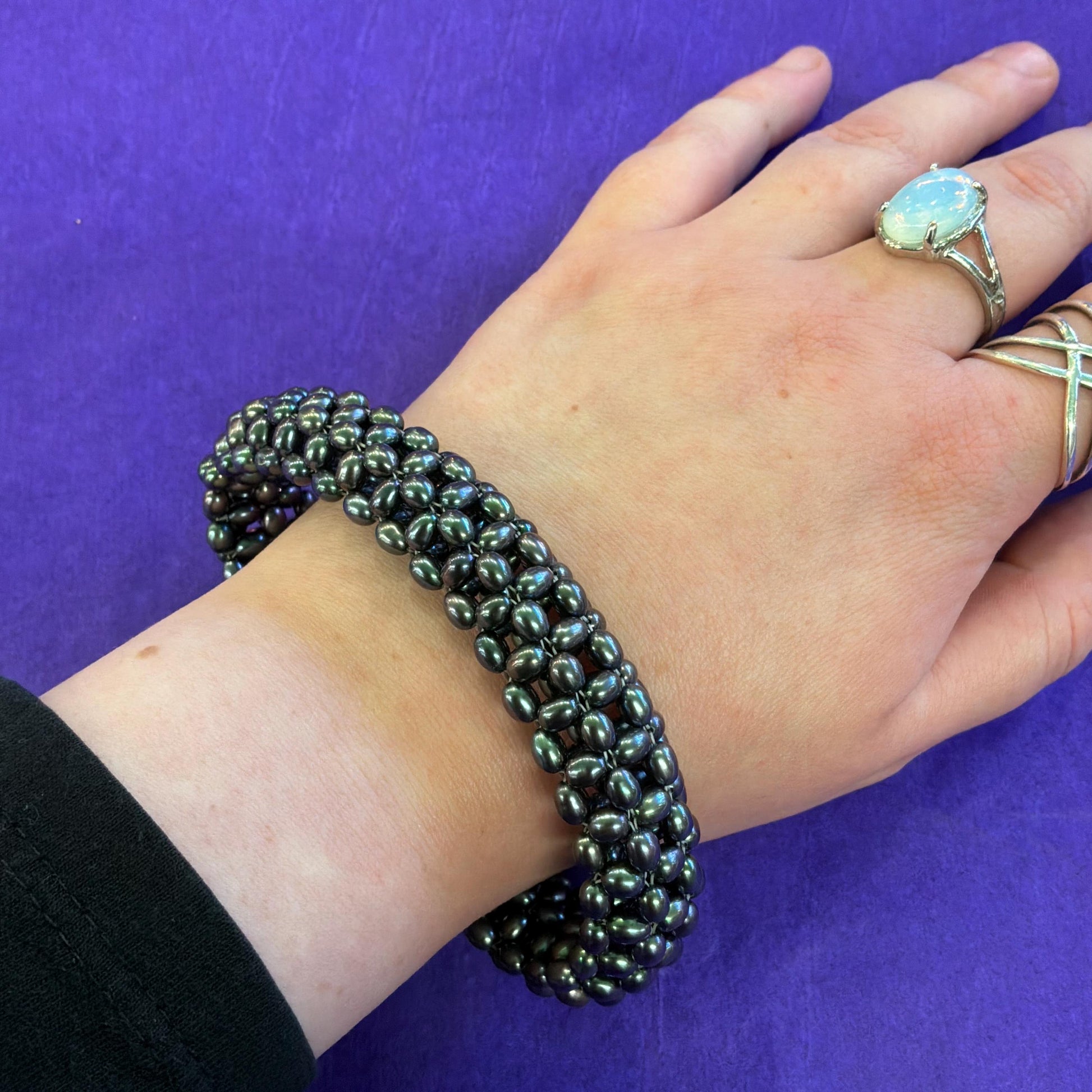 Vintage Fresh Water Pearl Large Dark Peacock/Petrol Tone Chinky Elasticated ‘Popcorn’ Bracelet