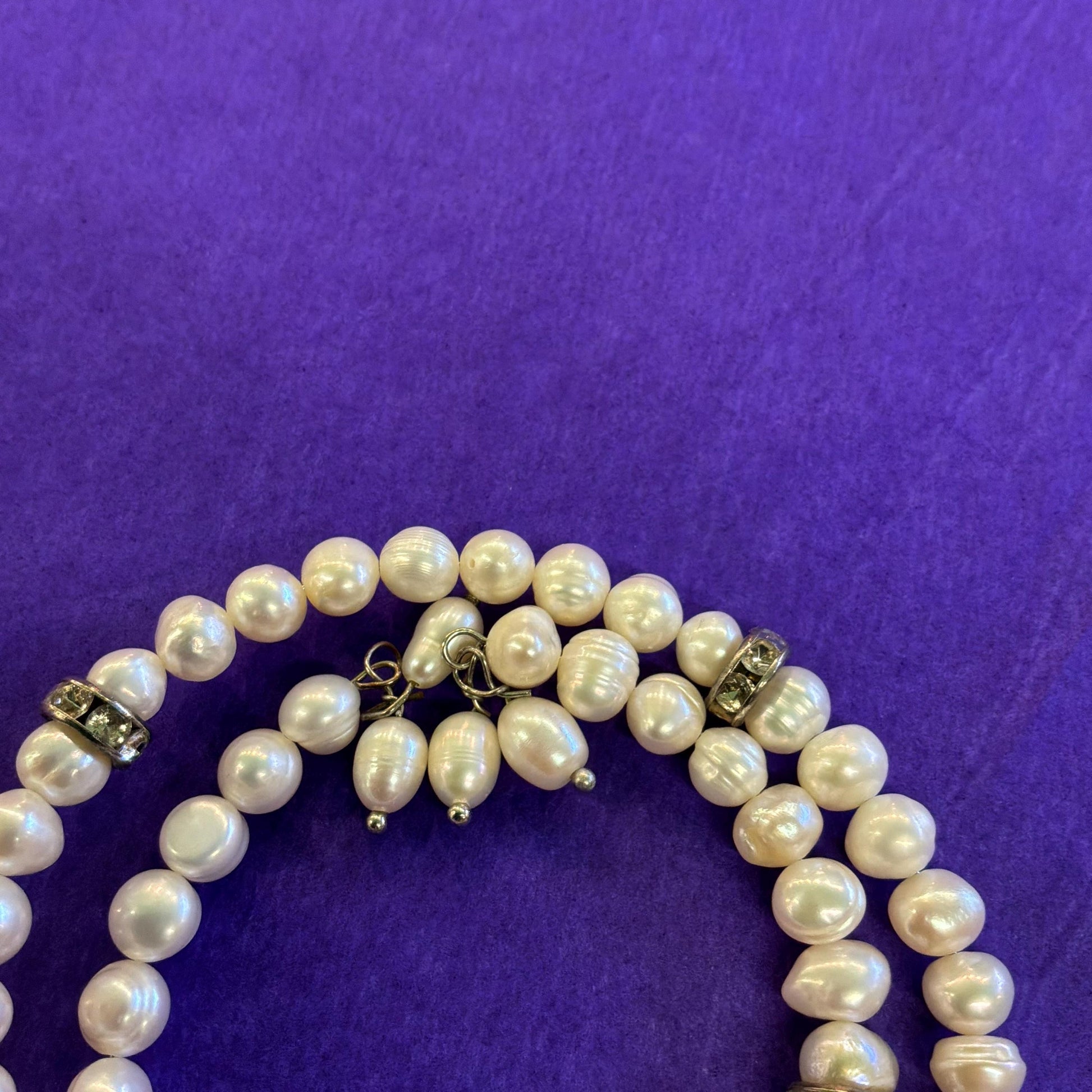Vintage Double Strand Ivory Freshwater Pearl and Diamante Crystal Rondelle filed memory Bangle