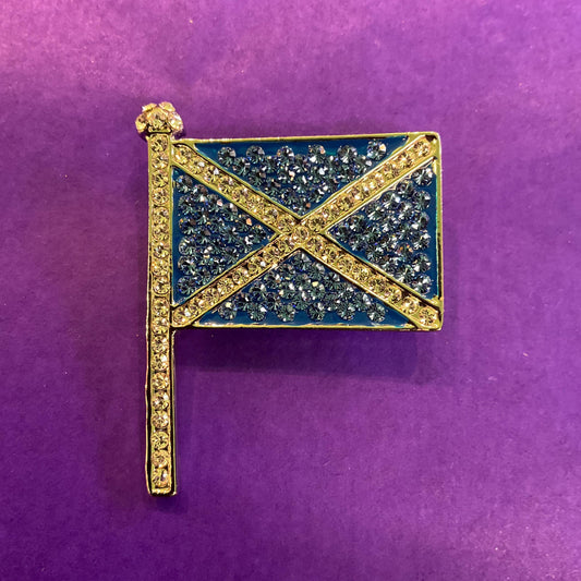 Vintage Butler and Wilson St Andrews Scottish Flag Crystal Brooch/ Lapel pin, Silver tone with silver and Blue rhinestones
