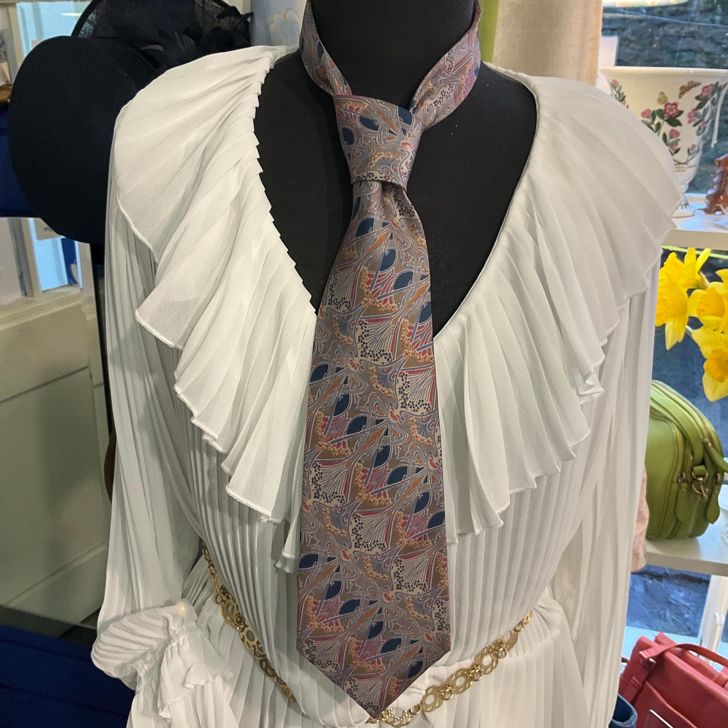 Vintage Liberty Pure Silk Ianthe Art Nouveau Print Neck Tie