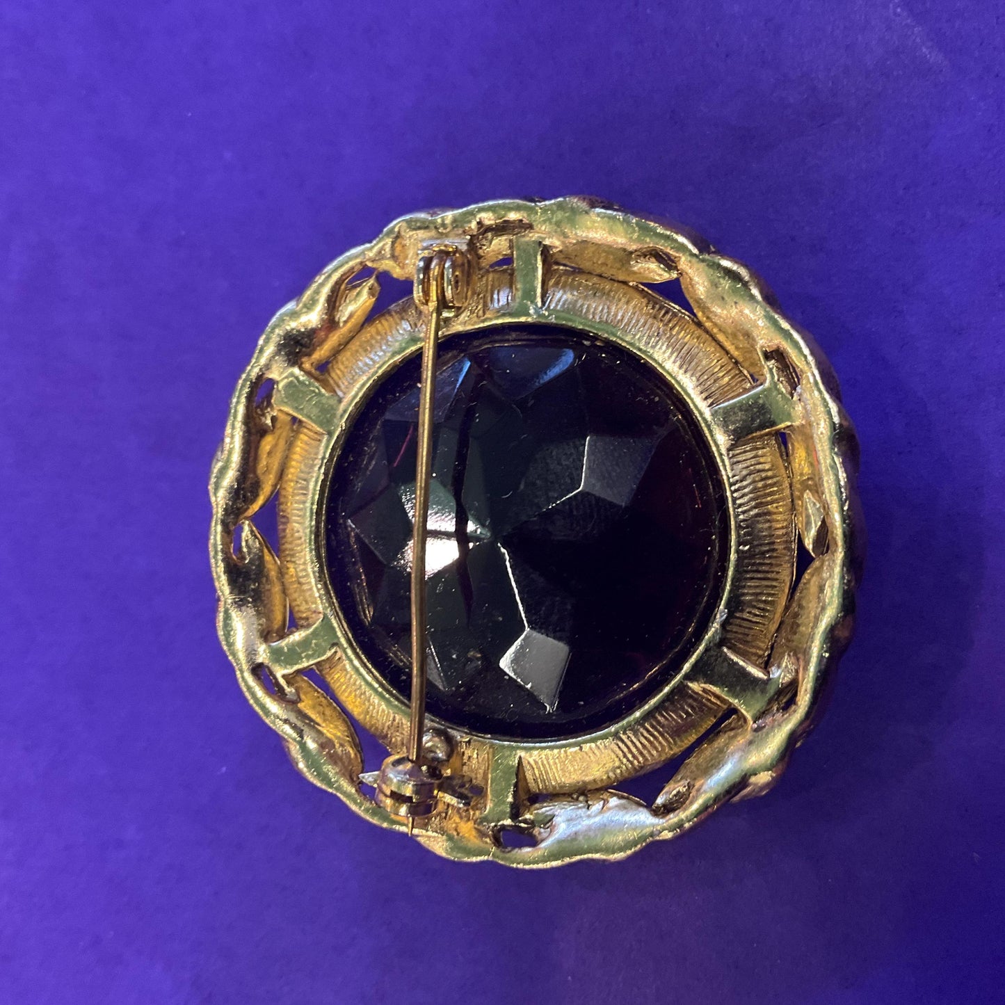 Vintage 1980s Brooch Cluster, 5 brooches gold tone with Dark Purple Agate, inc Sarah Coventry