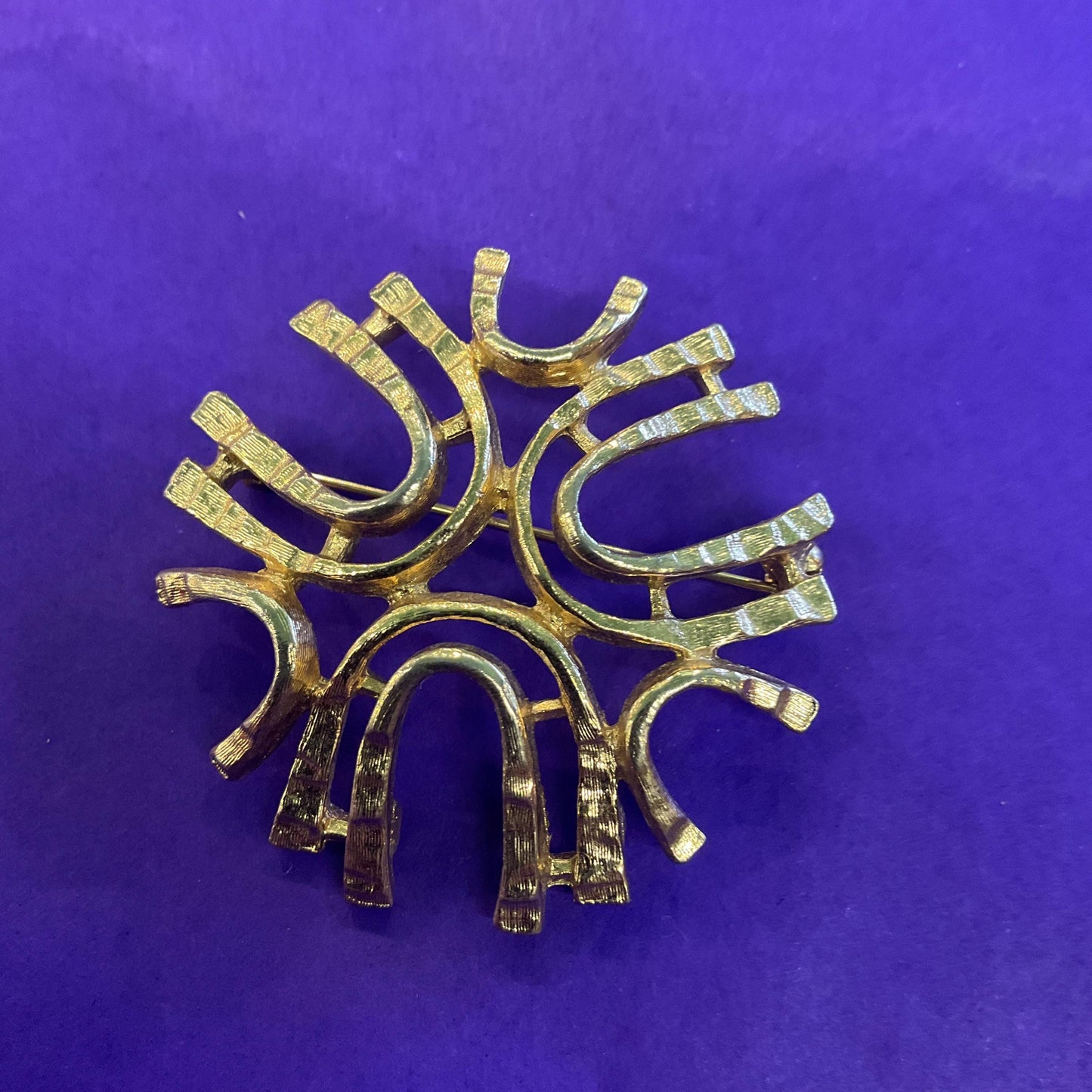 Vintage 1980s Brooch Cluster, 5 brooches gold tone with Dark Purple Agate, inc Sarah Coventry