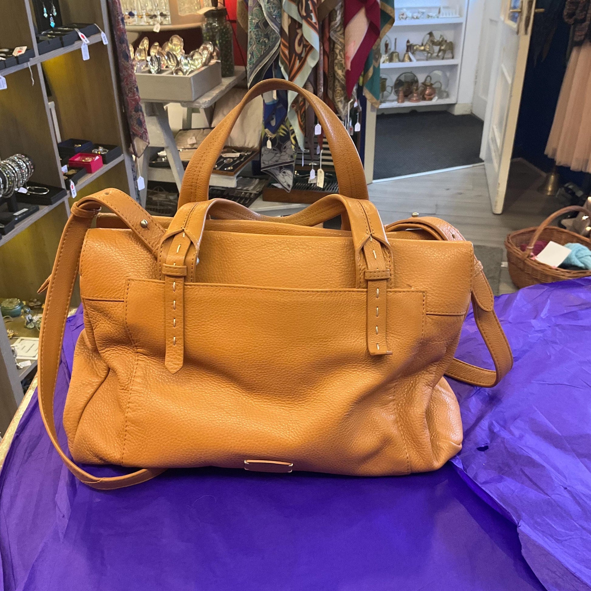 Vintage RADLEY Large Tan Pebble Leather Handbag/ Cross Body Bag, Rarely used with original dust cover