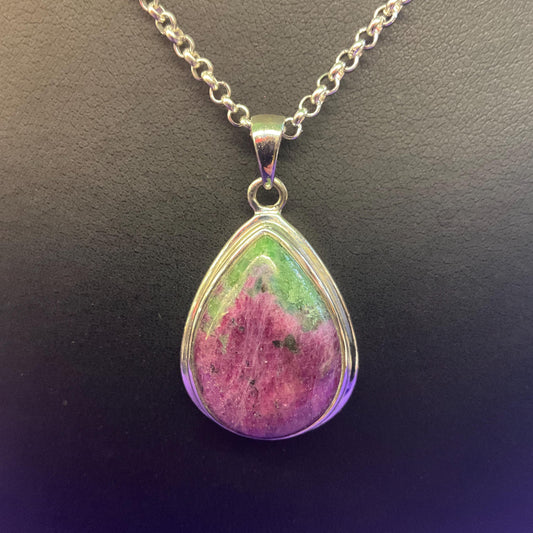 Vintage Silver (925) & Ruby Zoisite Teardrop Shaped Pendant , Silver plated cable chain