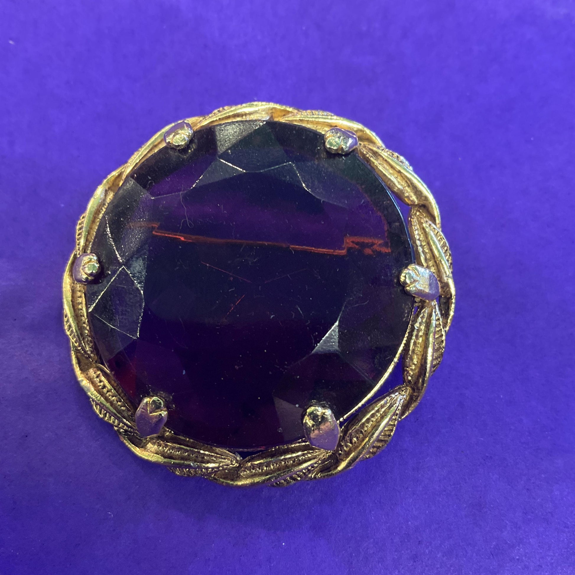 Vintage 1980s Brooch Cluster, 5 brooches gold tone with Dark Purple Agate, inc Sarah Coventry