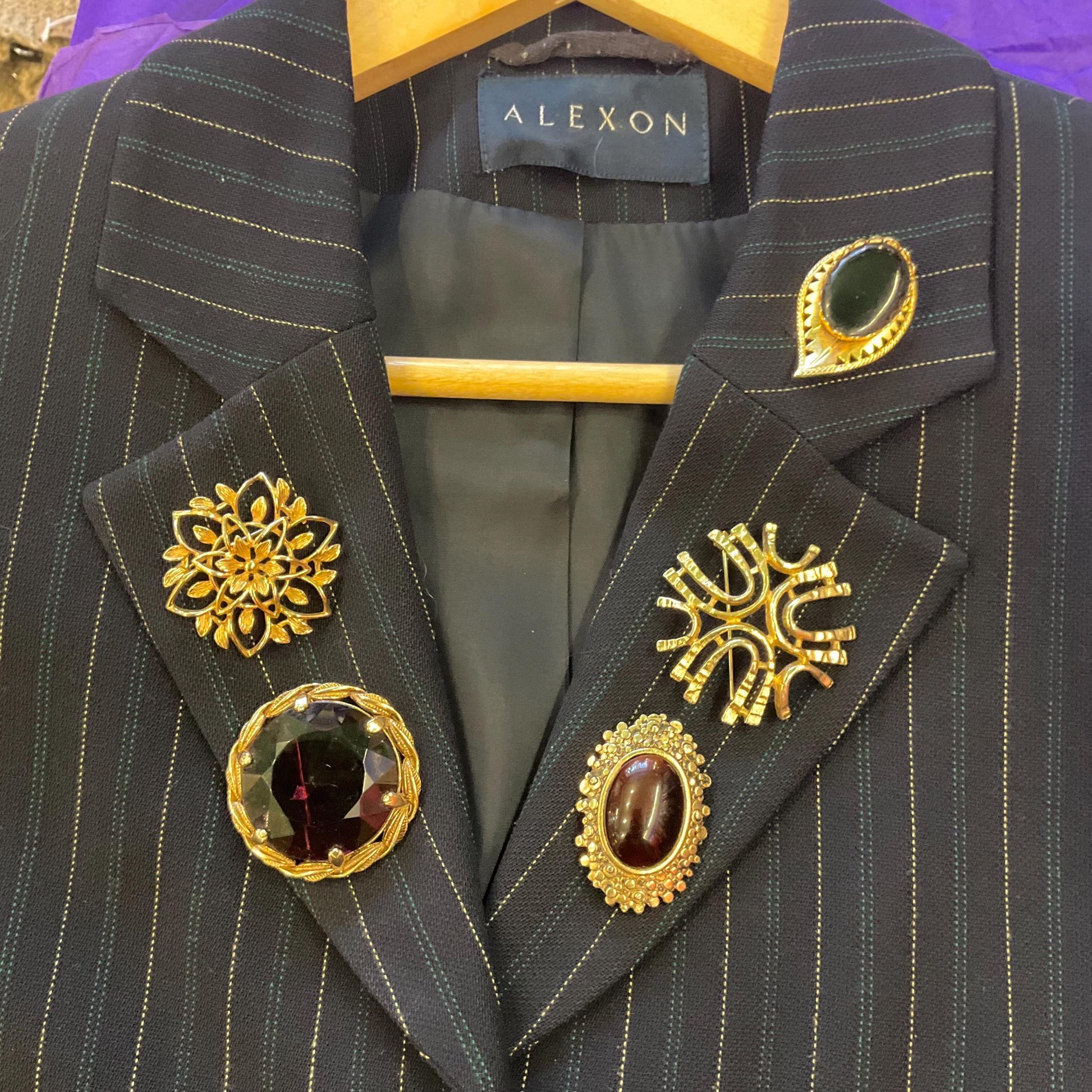 Vintage 1980s Brooch Cluster, 5 brooches gold tone with Dark Purple Agate, inc Sarah Coventry
