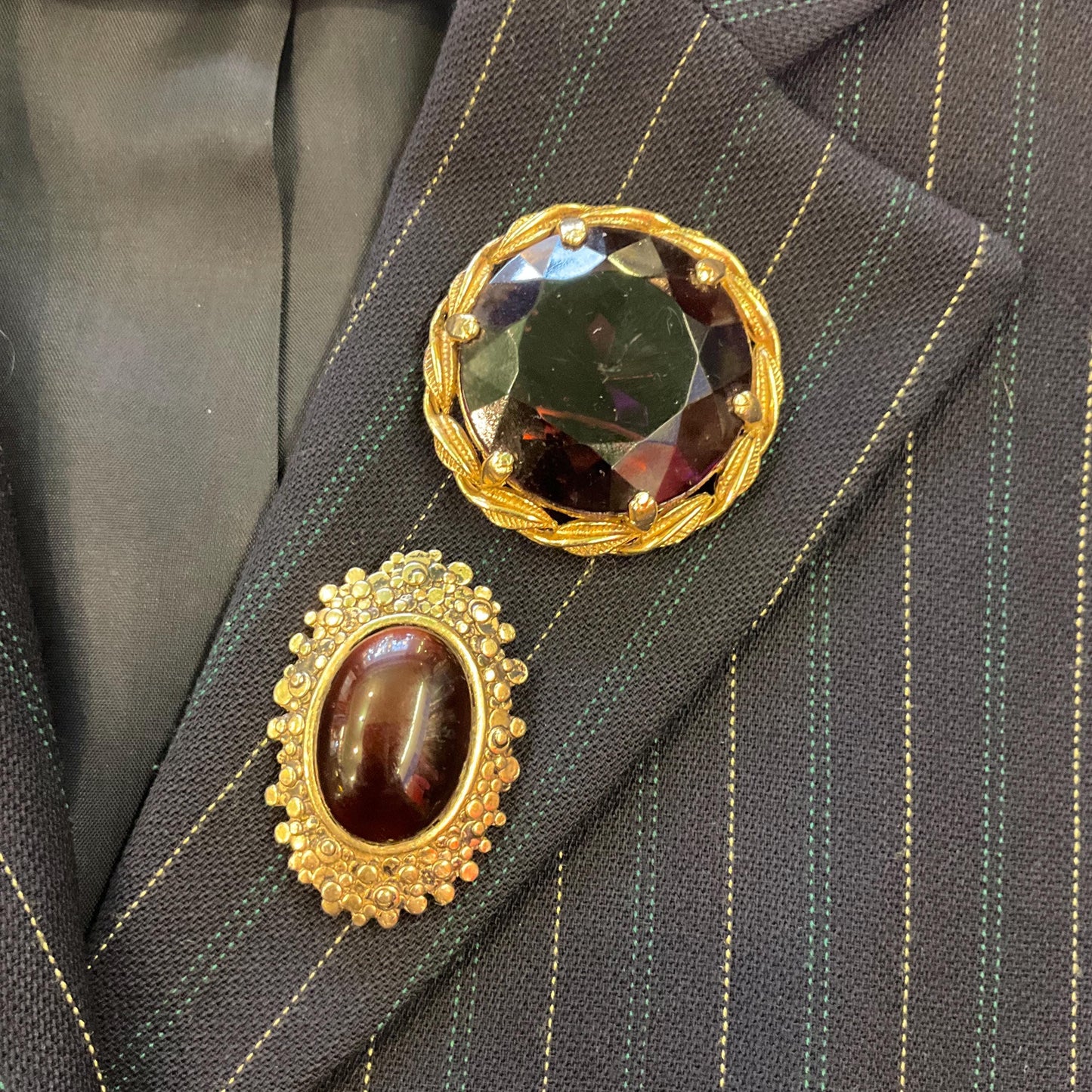 Vintage 1980s Brooch Cluster, 5 brooches gold tone with Dark Purple Agate, inc Sarah Coventry
