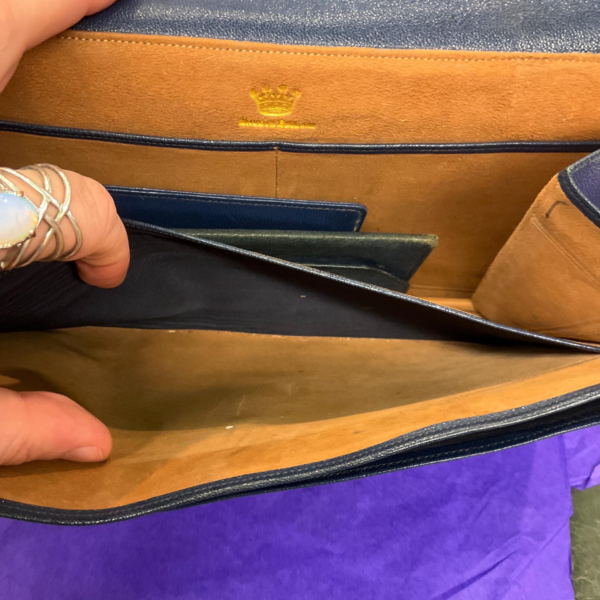 Vintage 1940s Blue Leather Clutch bag by DAVIS OF PICADILLY, Original vanity mirror and Coin Purse inside