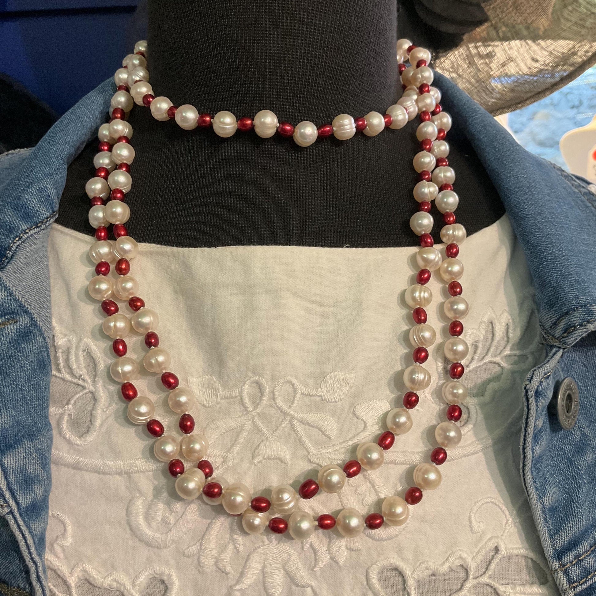Vintage Flapper Length Fresh Water Pearl Necklace, large Ivory circular pearls and red rice pearls