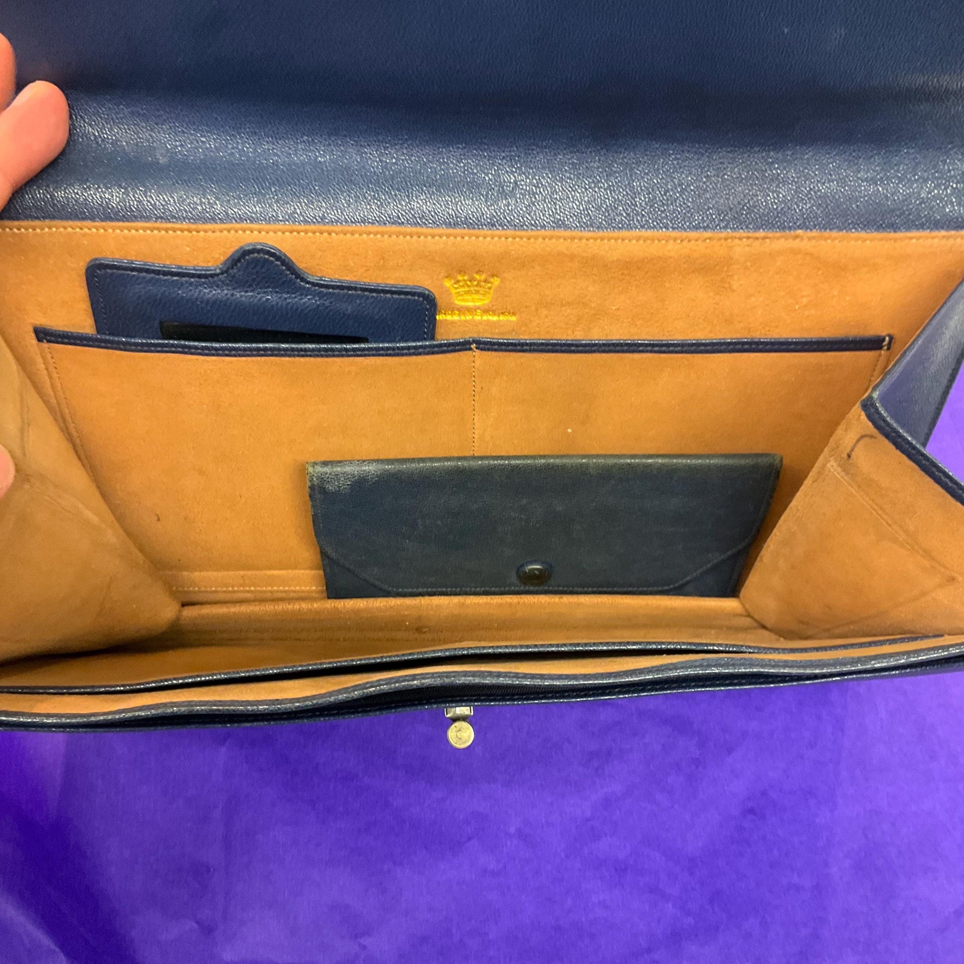 Vintage 1940s Blue Leather Clutch bag by DAVIS OF PICADILLY, Original vanity mirror and Coin Purse inside
