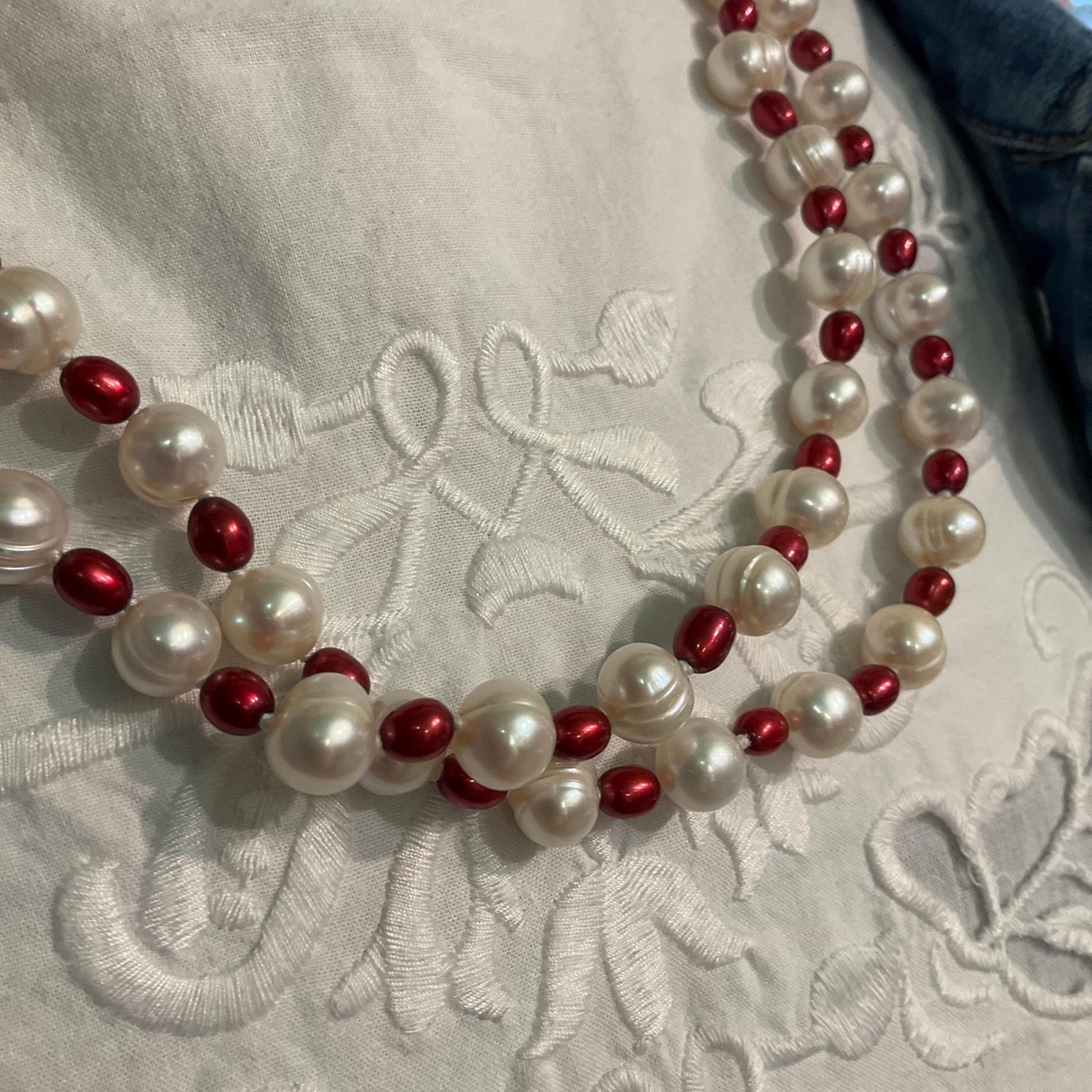 Vintage Flapper Length Fresh Water Pearl Necklace, large Ivory circular pearls and red rice pearls