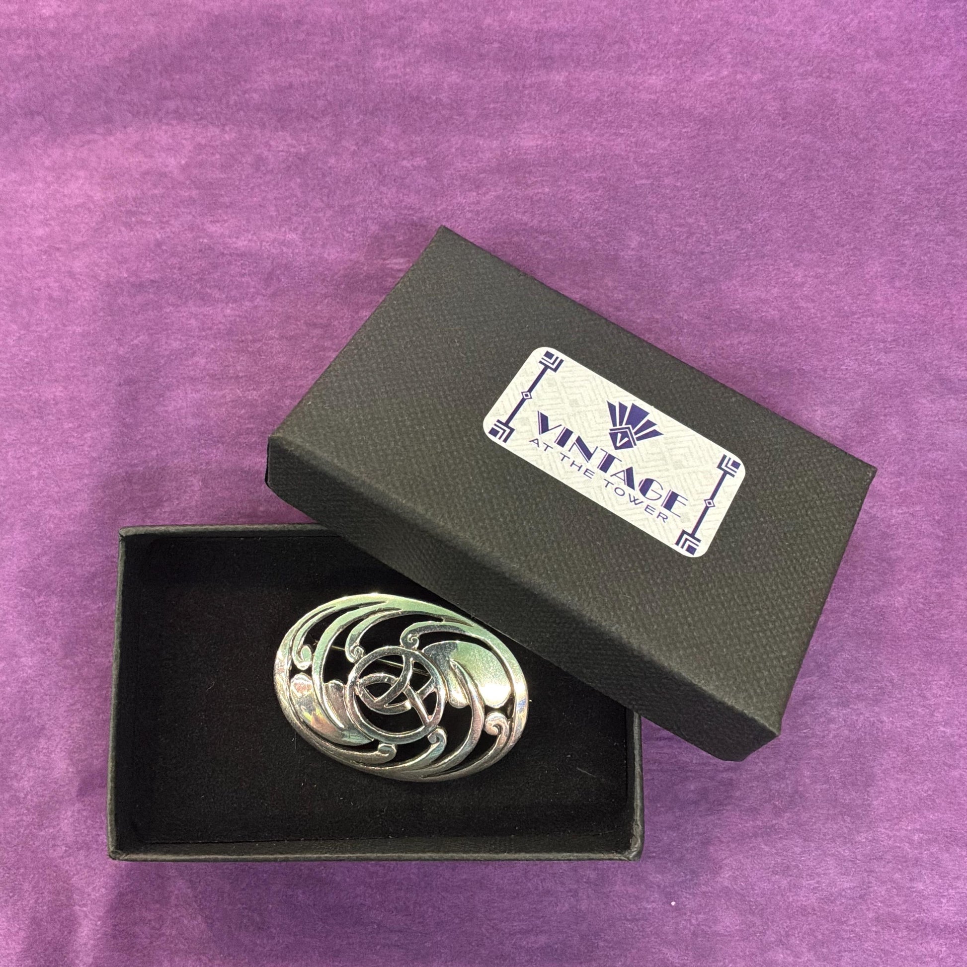 Vintage Silver (925) Artisan Made Art Nouveau Style Lage Oval Brooch