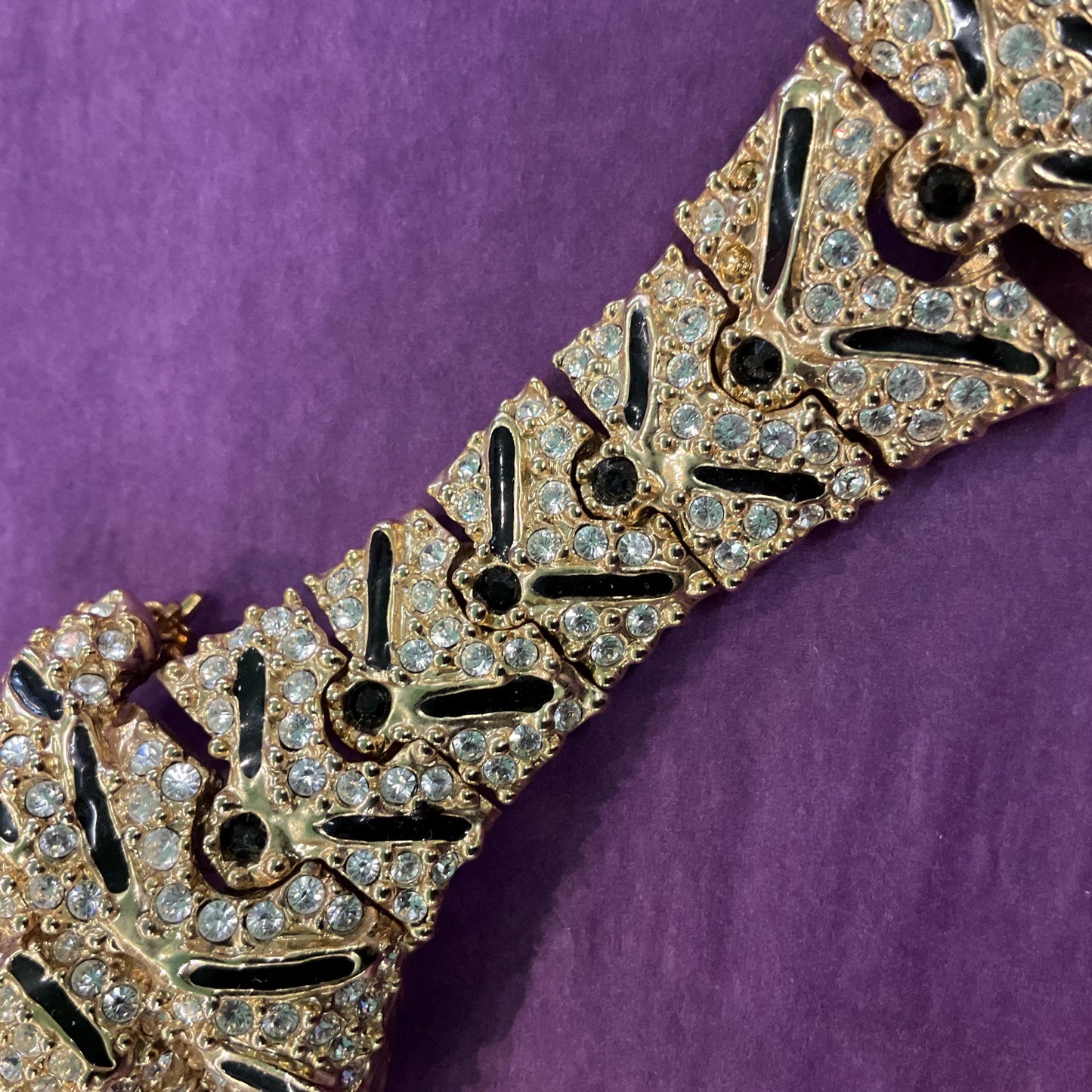 Vintage 1980s ‘Big cat’ Large Crystal Tiger Articulated Brooch/ shoulder brooch, Gold tone with black Enamel and silver rhinestones