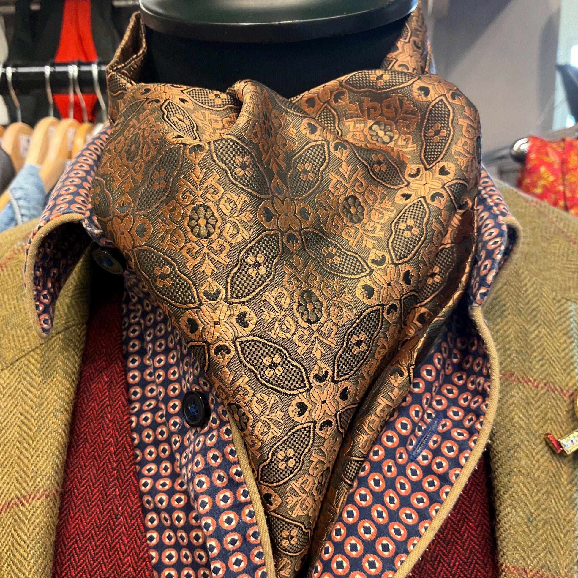 Vintage 1950s/60s Copper Brocade Gents Cravat , copper bronze and black, Vintage Man, Sustainable Gift