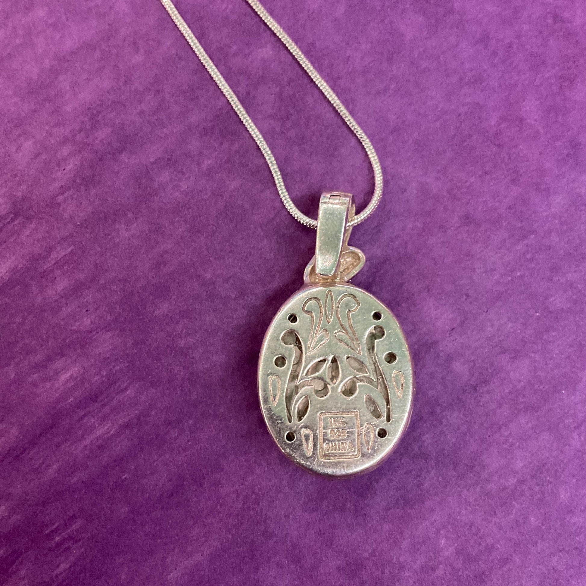 Vintage Silver (925) and Turquoise Large Oval pendant onto new 925 silver snake chain, gift boxed