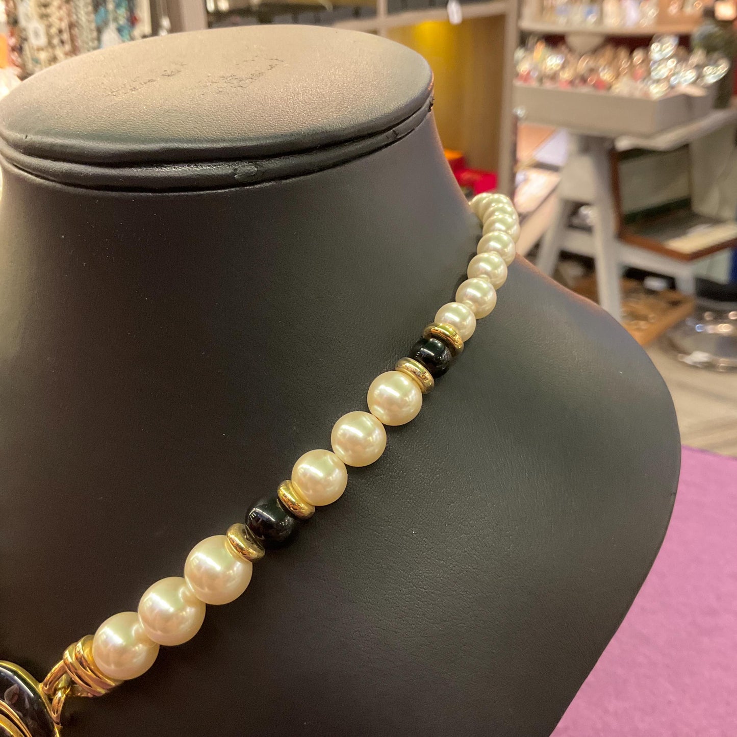 Vintage 1980s NAPIER Faux Pearl Statement Beaded Necklace