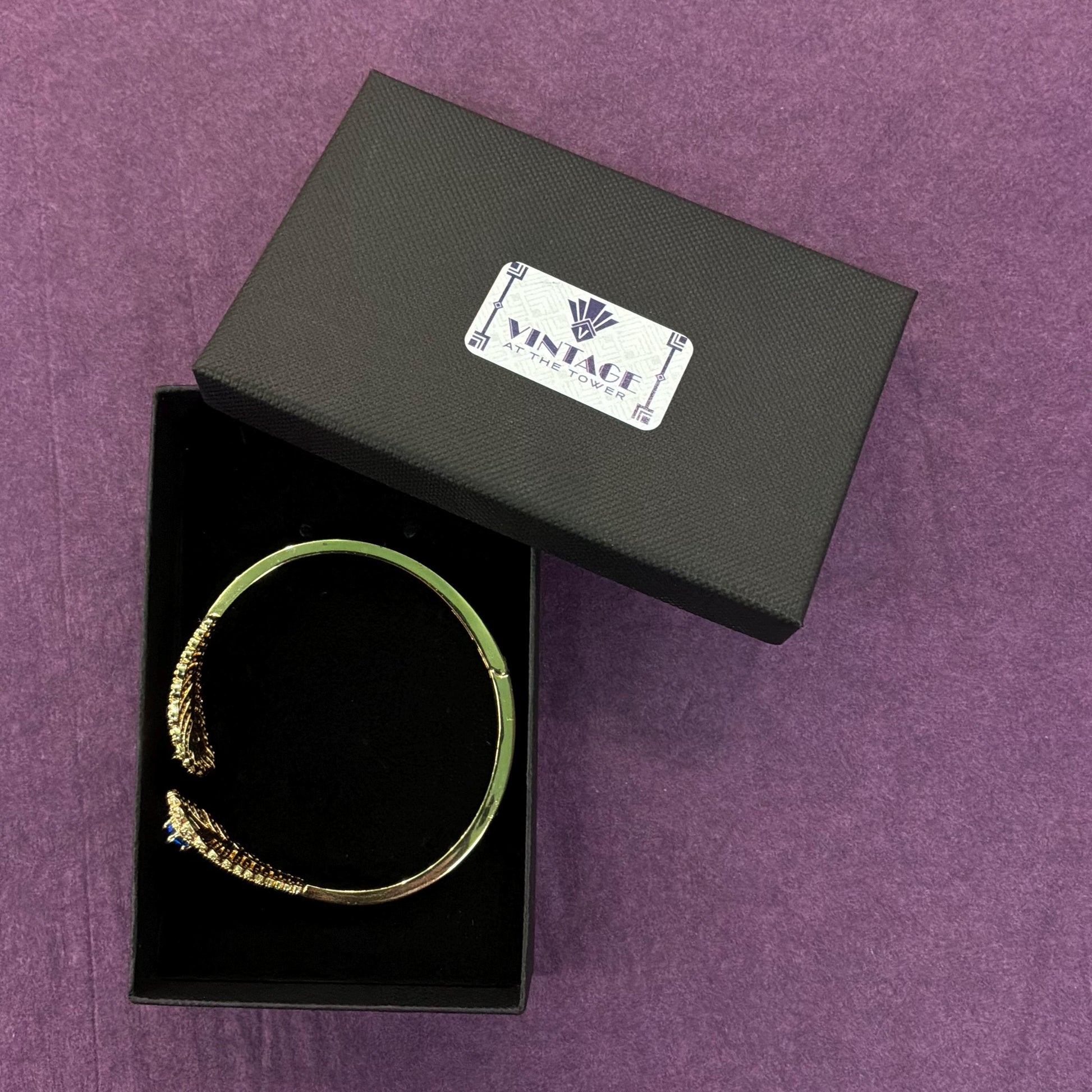 Vintage 1980s Gold Tone Peacock Feather Hinged Bangle