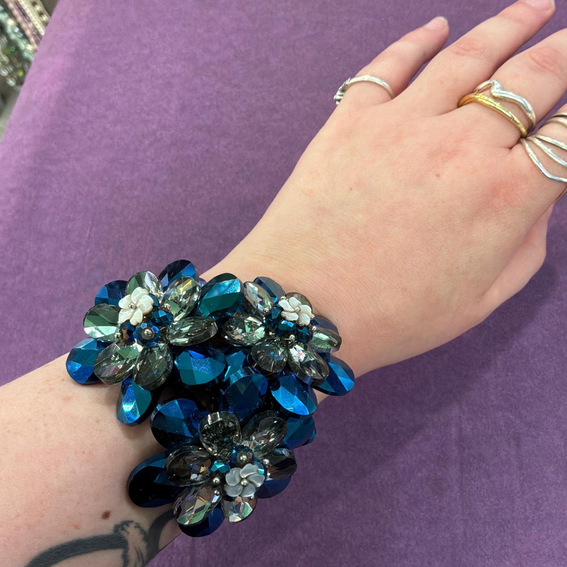 Vintage Butler and Wilson Blue Borealis Crystal and Faux Pearl Elasticated Floral Bracelet