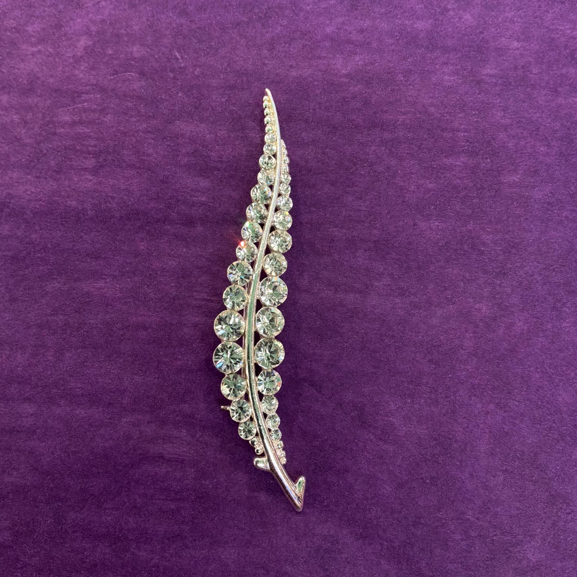 Vintage Midcentury Crystal Leaf Brooch in Silver Tone Metal