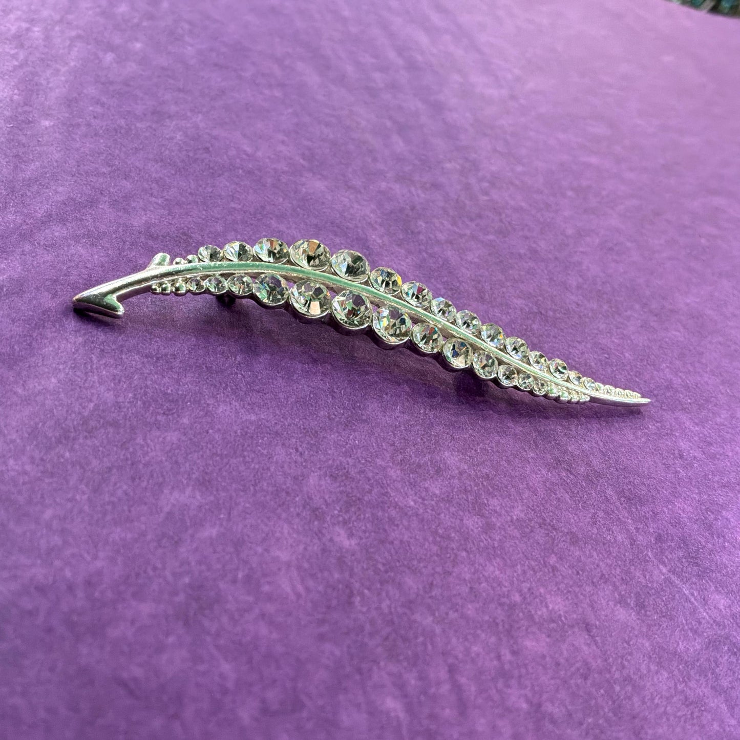 Vintage Midcentury Crystal Leaf Brooch in Silver Tone Metal
