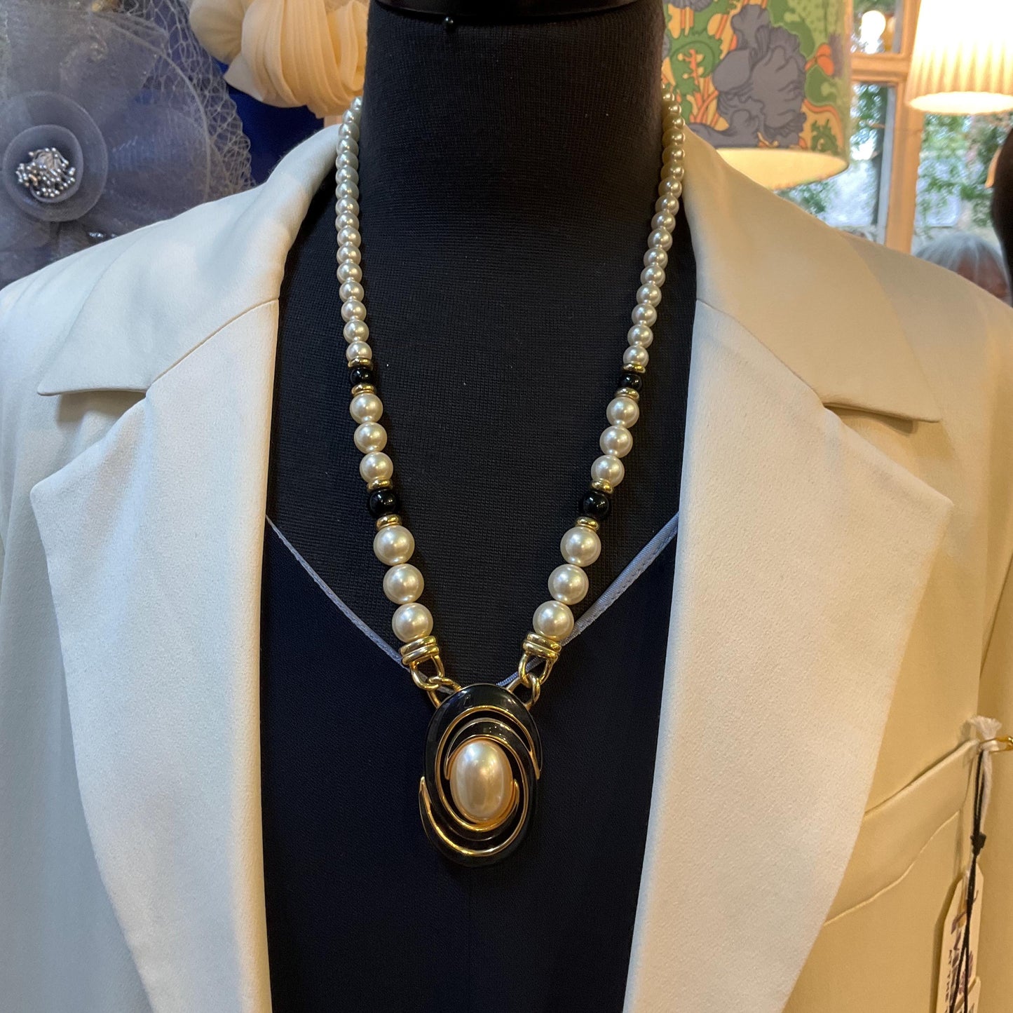 Vintage 1980s NAPIER Faux Pearl Statement Beaded Necklace