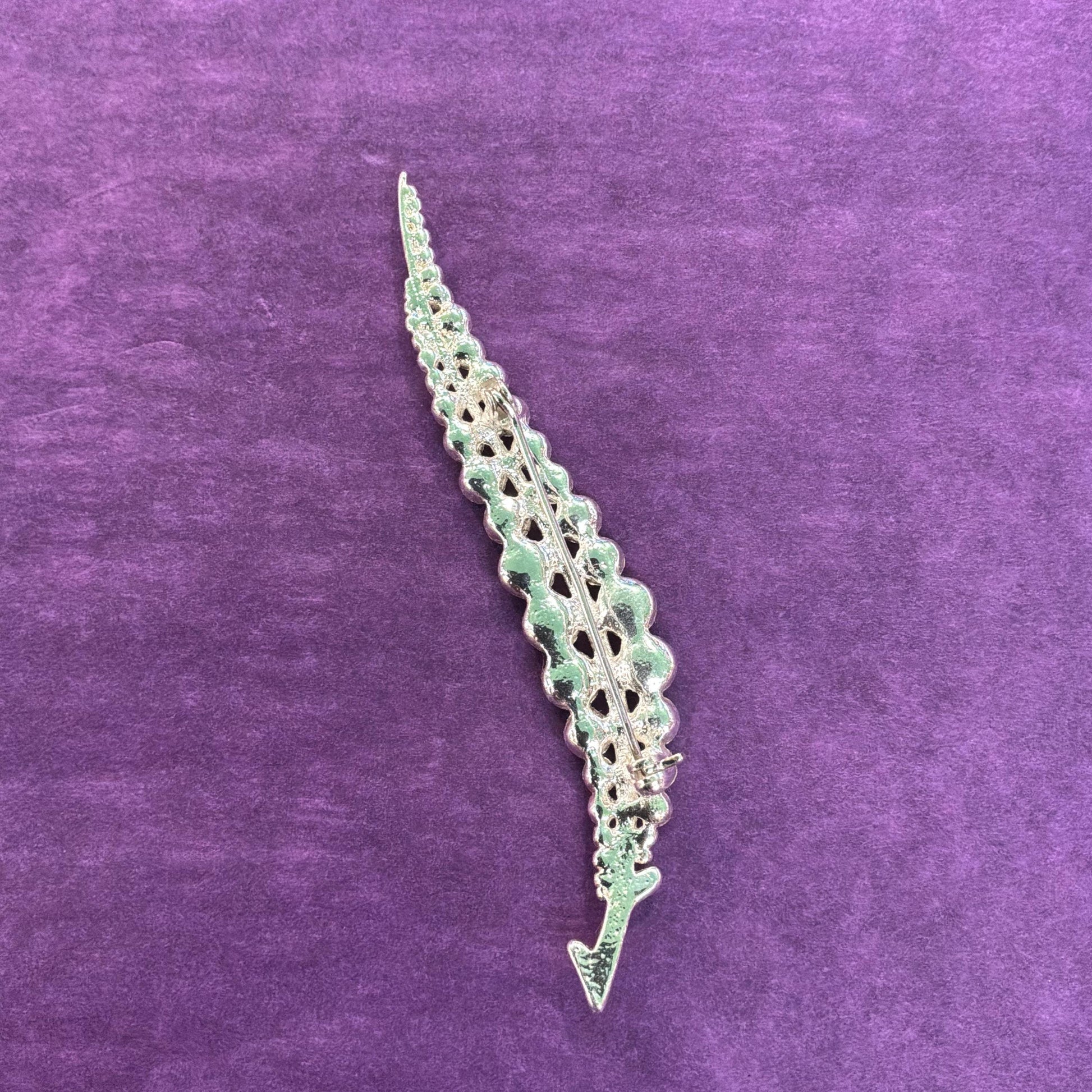 Vintage Midcentury Crystal Leaf Brooch in Silver Tone Metal