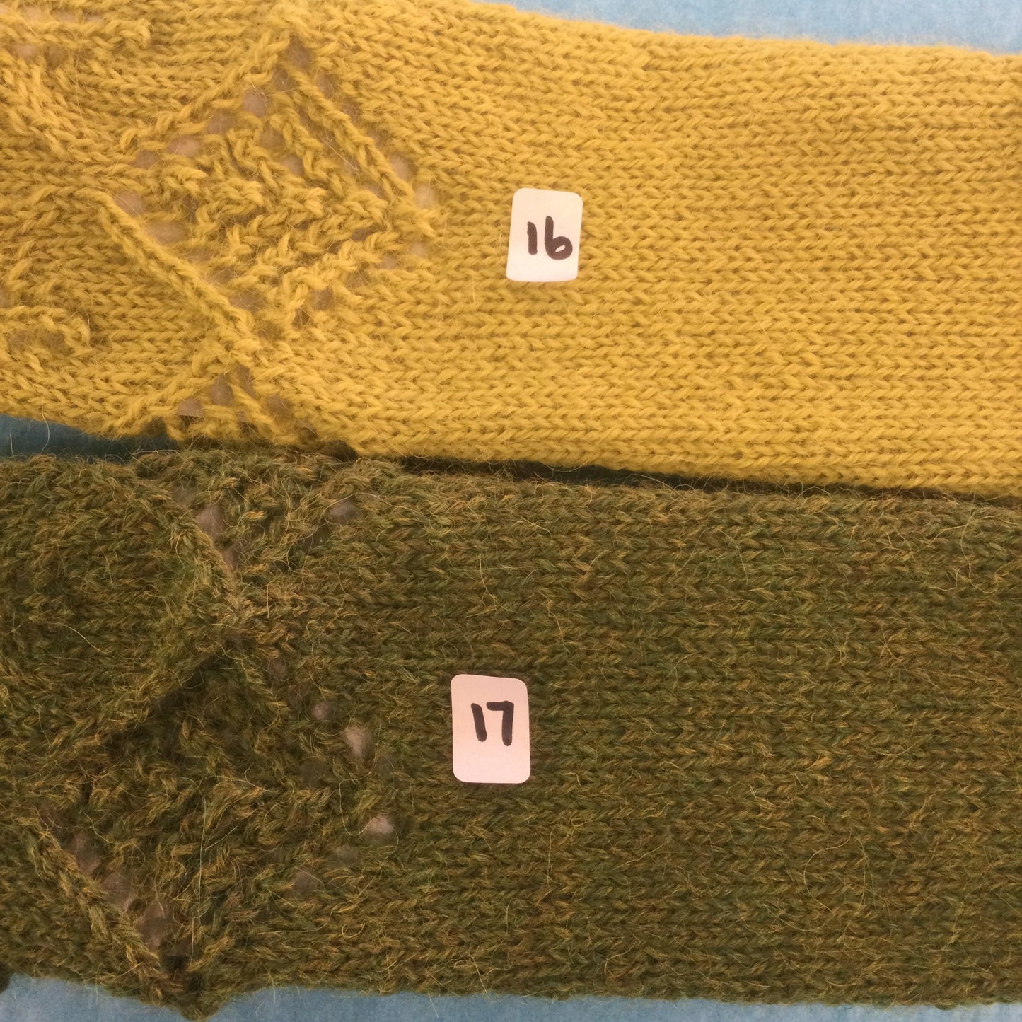 Hand knitted Alpaca yarn ‘Clarice’ wristwarmers