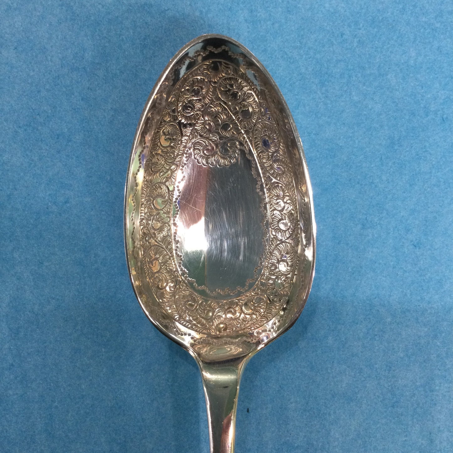 Vintage boxed set of 2 engraved silver plated preserve spoons