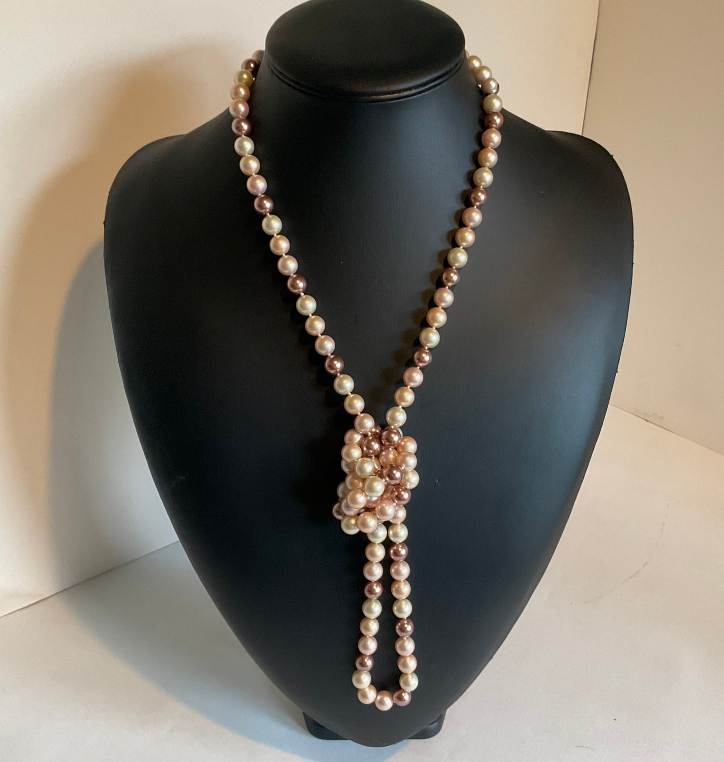 Vintage Pink Flapper Faux Pearl Necklace