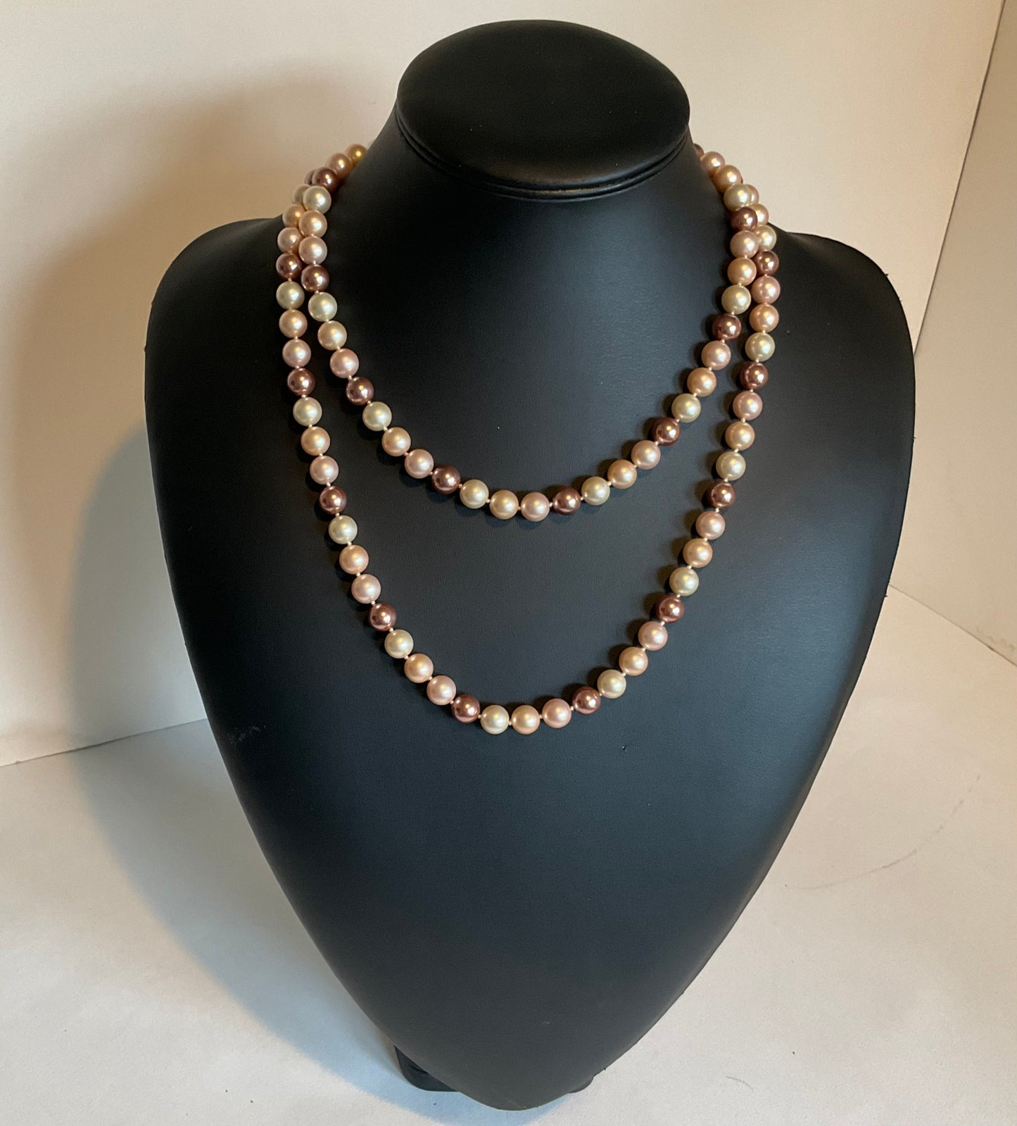 Vintage Pink Flapper Faux Pearl Necklace